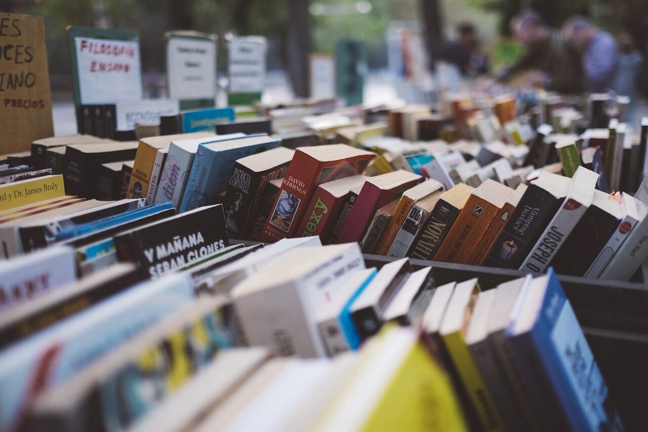 Cărți librărie